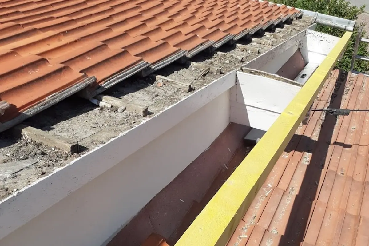 Nos services - Couverture de toit Seine et Marne (77), Couvreur Seine et Marne, Rénovation de charpente Seine et Marne - Net Toiture 77