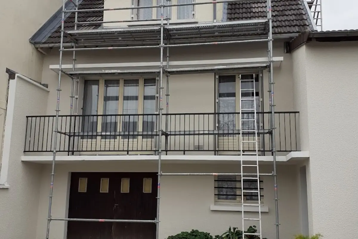 Ravalement de façade Seine et Marne (77), Nettoyage de façade Seine et Marne (77), Peinture de façade Seine et Marne (77)