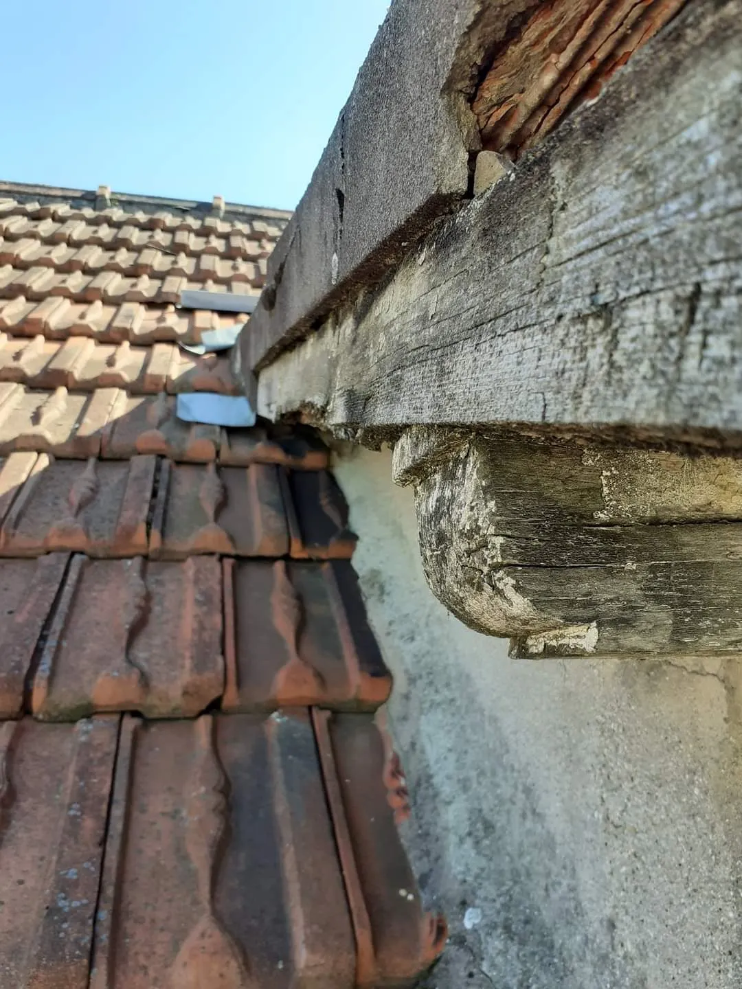 IMG 20240918 WA0054 46 11zon | Toiture Net 77 | Votre spécialiste de la couverture de toit 77 et de la rénovation 77 en Seine-et-Marne